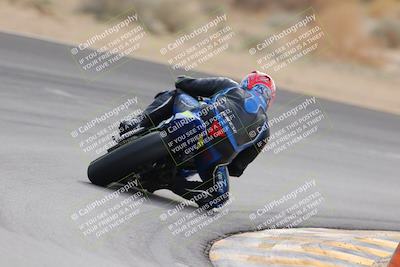 media/Dec-17-2022-SoCal Trackdays (Sat) [[224abd9271]]/Turn 10 Backside (120pm)/